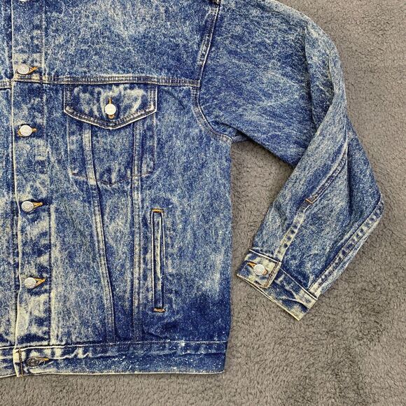 Tyca Embossed Denim Acid Wash Trucker Jacket Eagle Made in USA Size Large - Picture 3 of 13